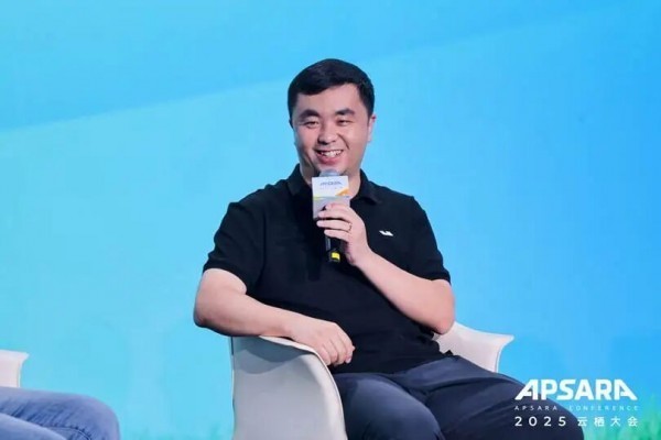 云棲大會上，感受AI汽車的“樂與路“
